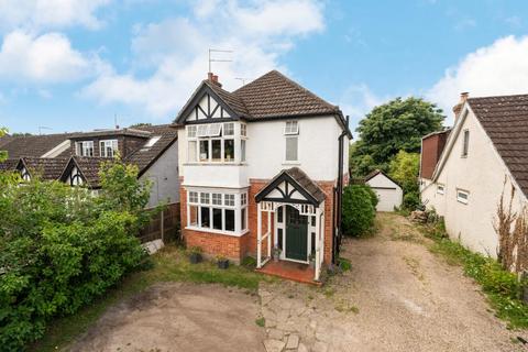 3 bedroom house for sale, Coleford Bridge Road, Mytchett, Camberley GU16