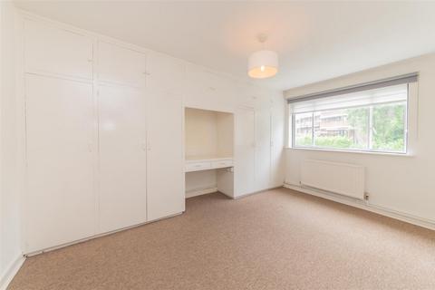 2 bedroom flat for sale, Freeland Park, Holders Hill Road, London