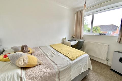 152 Glebe Road, Deanshanger, Milton Keynes, MK19 6NB
