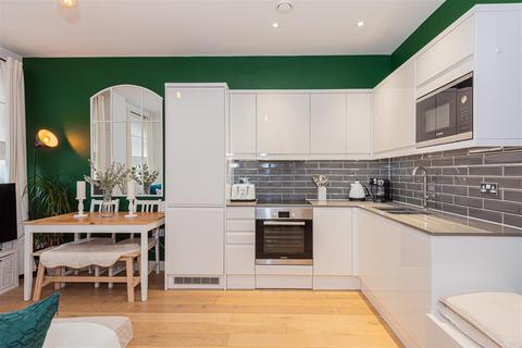 1 bedroom apartment for sale, Bell Street, Reigate