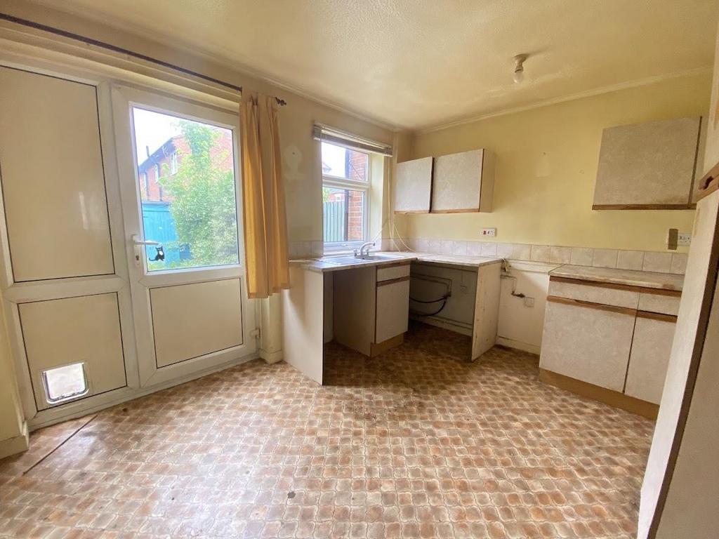 Dining kitchen