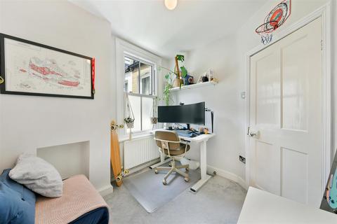 36 Boyd Road, London, SW19 2DG