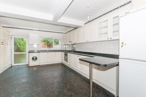 2 bedroom terraced house for sale, Liberty Avenue, London SW19