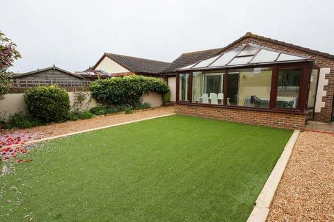 4 bedroom detached bungalow for sale, Westerley Gardens, East Wittering