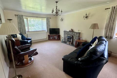 4 bedroom detached bungalow for sale, Orchard End, Llanfaes