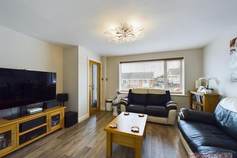 6 Brynhyfryd, Johnstown, Wrexham, LL14 1PR