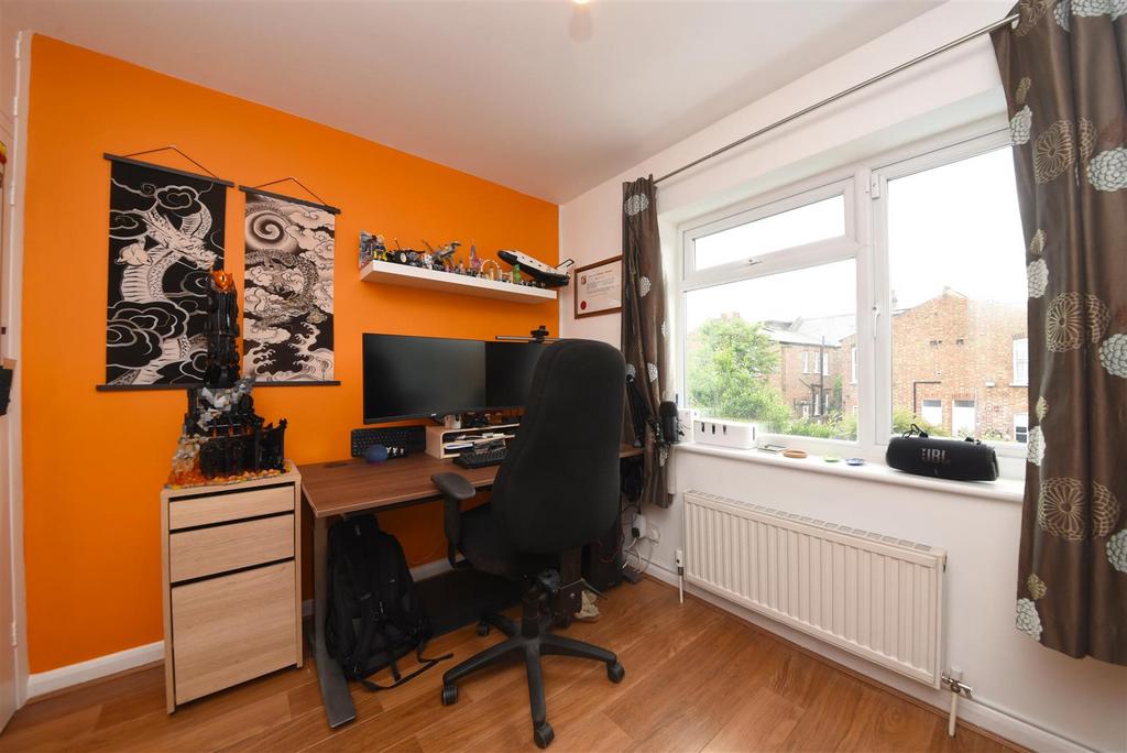 2 Elmwood Court Pic 13.jpg