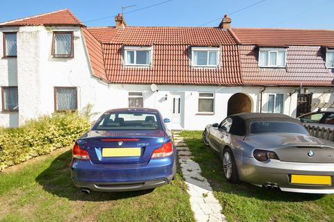 2 bedroom terraced house to rent, Elliman Avenue, Slough, Berkshire, SL2