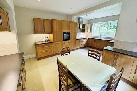 4 bedroom detached house for sale, Myton Road, Warwick