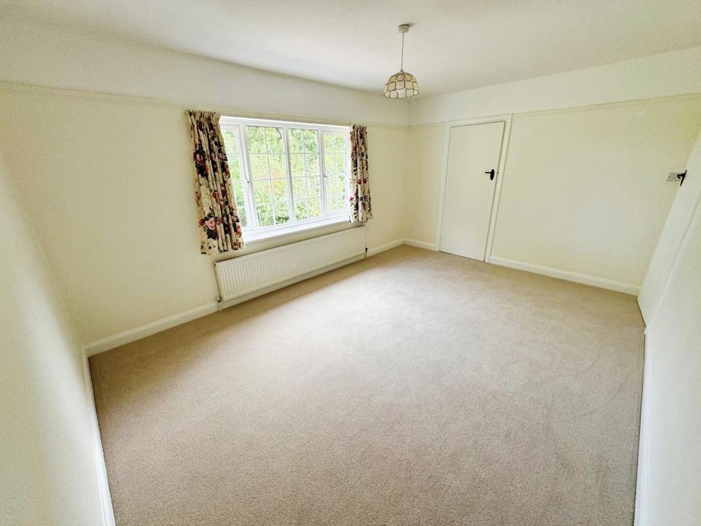 5e4c74f9-Bed1.jpg