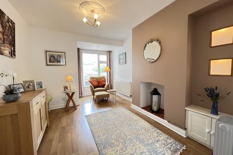 4 bedroom end of terrace house for sale, Tudor Terrace, Aberdare CF44