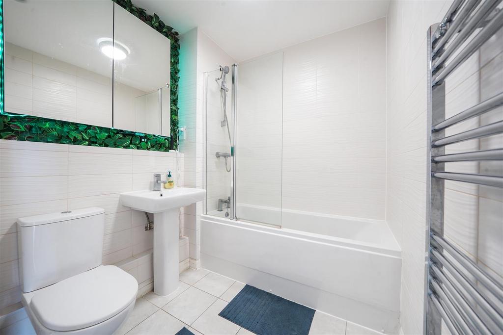 Flat 30, 1 Trobridge Parade - USp Oj4 LMtx Jfq KNLY4c Q