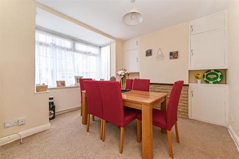 3 bedroom house for sale, Pitreavie Road, Portsmouth