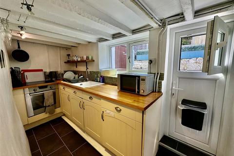 undefined, Llanbedrog, Pwllheli