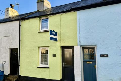 undefined, Llanbedrog, Pwllheli
