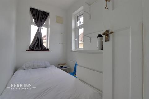 27 Cedar Grove, Southall, UB1 2XD
