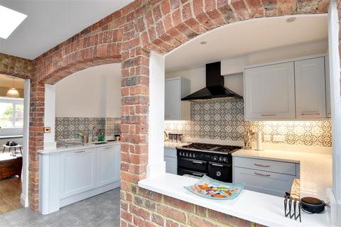 3 bedroom terraced house for sale, Winchelsea Road, Rye