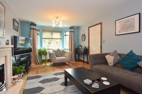 4 Norham Close, Barrow-in-furness, LA13 0GS