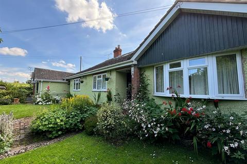 4 bedroom detached bungalow for sale, Summerland, Nunnington, Hereford, HR1 3NJ