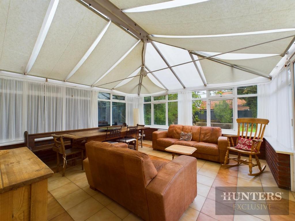 CAM03696 G0-PR0156-STILL019.jpg