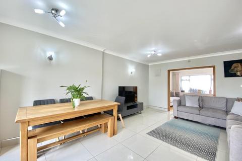 271 Station Road, Hayes, UB3 4JE