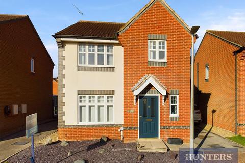 3 bedroom detached house for sale, Beaulieu Court, Bridlington