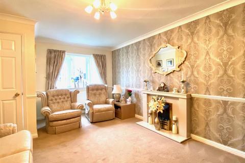 3 bedroom detached house for sale, Broad Ings Way, Shelf, Halifax