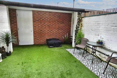 33 Buttermere Road, North Shields, NE30 3AS