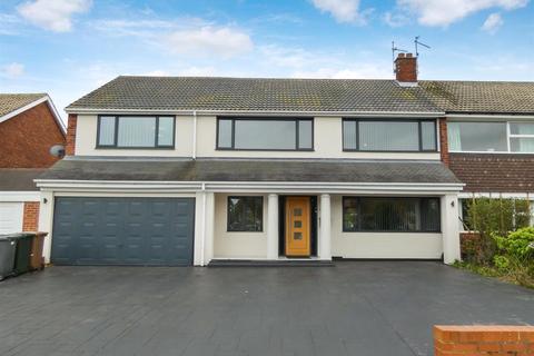 6 bedroom semi-detached house for sale, Beach Road, Tynemouth