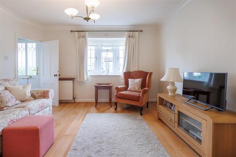 2 bedroom terraced house for sale, Charles Street, Epping