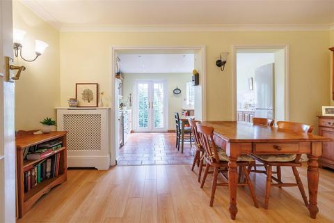 44 Charles Street, Epping, CM16 7AX
