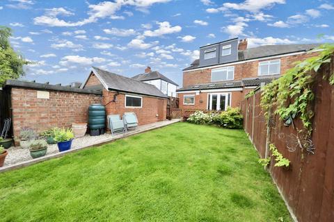 3 bedroom semi-detached house for sale, Silverdale Road, Hull