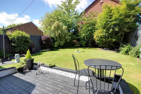 3 bedroom semi-detached house for sale, St. Albans Close, Beverley