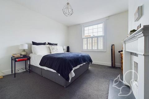 2 bedroom maisonette for sale, High Street, Brentwood