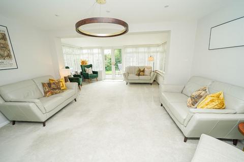 145 Cotefield Drive, Leighton Buzzard, LU7 3DN