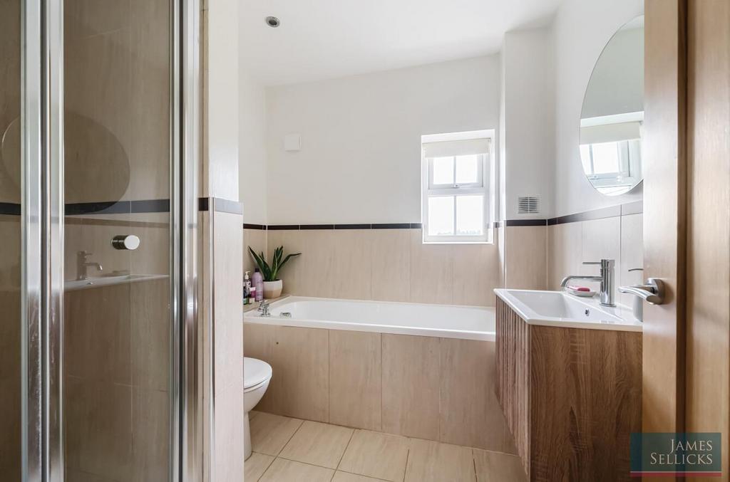 Family bathroom