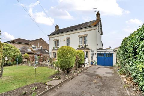 4 bedroom detached house for sale, Marsh Road, Stonehouse GL10