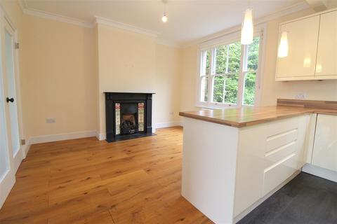 3 bedroom semi-detached house to rent, Branch Road, St Albans, Hertfordshire