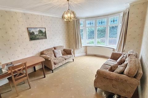 4 bedroom semi-detached house for sale, Wake Green Road, Birmingham B13