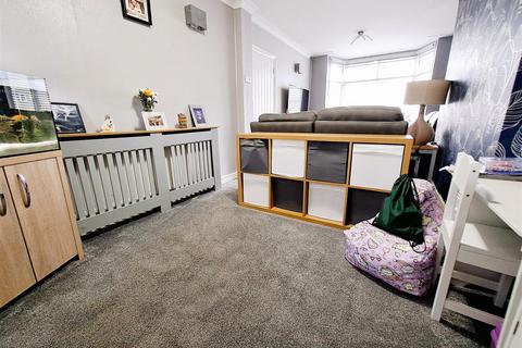 106 Willclare Road, Sheldon, Birmingham, B26 2NY