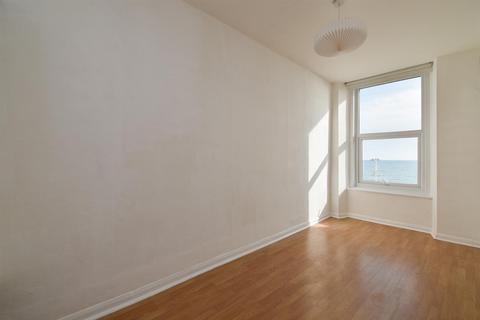 2 bedroom flat for sale, Eversfield Place, St Leonards-On-Sea