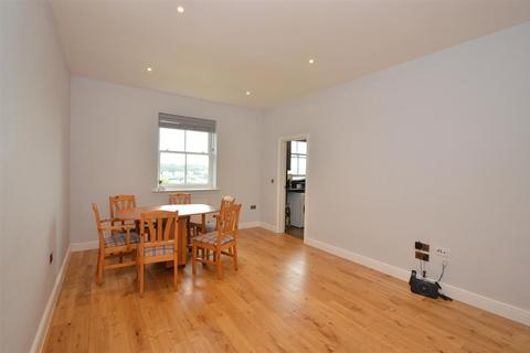 3 bedroom flat for sale, CENTRAL RYDE