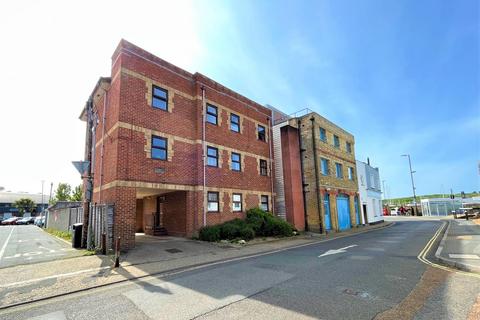 1 bedroom apartment for sale, Castle Street, East Cowes