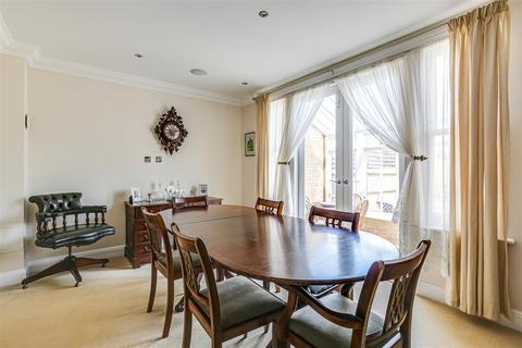 4 bedroom semi-detached house for sale, Lord Darby Mews, Cudham TN14