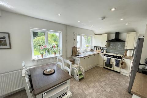 20 Barnston Road, Heswall, Wirral, CH60 2ST