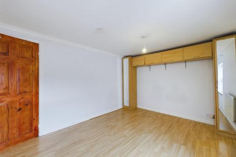 19 Wellesley Street, Gloucester, GL1 4QP