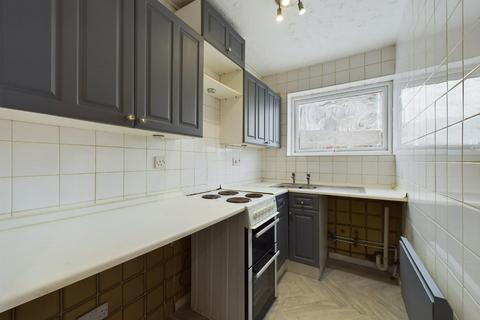 1 bedroom flat for sale, Hern Road, Brierley Hill, DY5 2PW