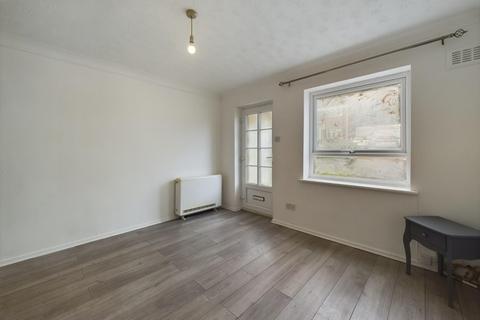 1 bedroom flat for sale, Hern Road, Brierley Hill, DY5 2PW