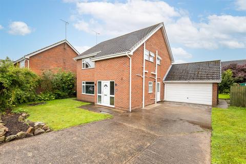 4 bedroom detached house for sale, Lomax Road, Willaston, Nantwich