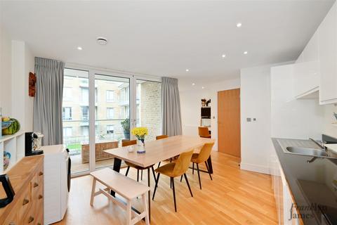 2 bedroom flat for sale, 11 Keymer Place, London, E14